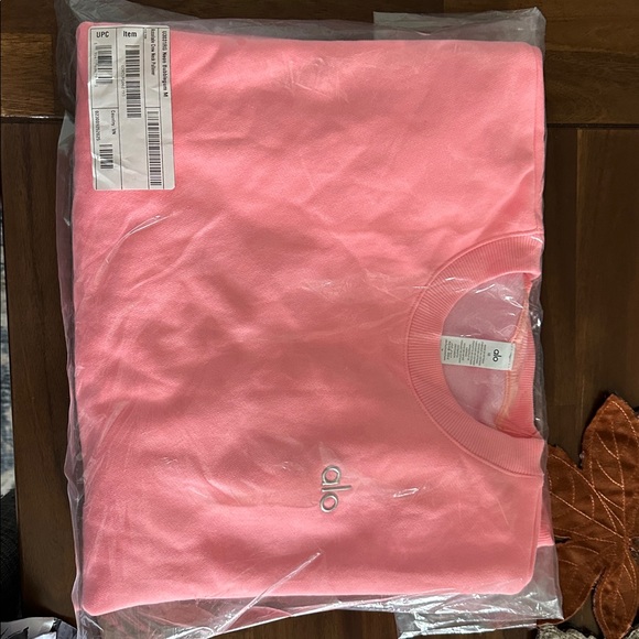 🆕 Neon Bubblegum Crew Neck Pullover 🆕 - Picture 3 of 7